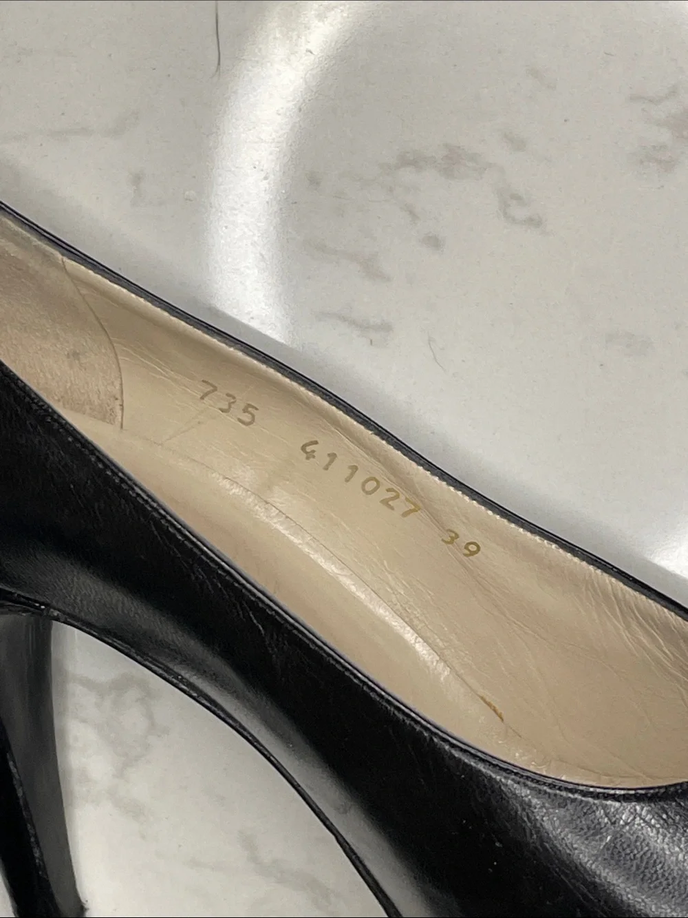 CHANEL Black Patent Leather Pointed Toe Pumps Size EU39 US8 - Picture 8 of 9